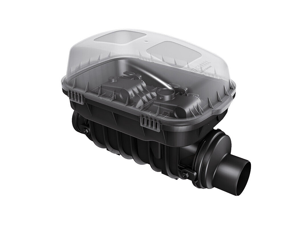 Controlfix clean out for installation in an exposed drainage pipe Controlfix clean out for installation in an exposed drainage pipe